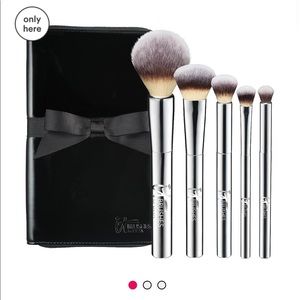 Make up brushes set